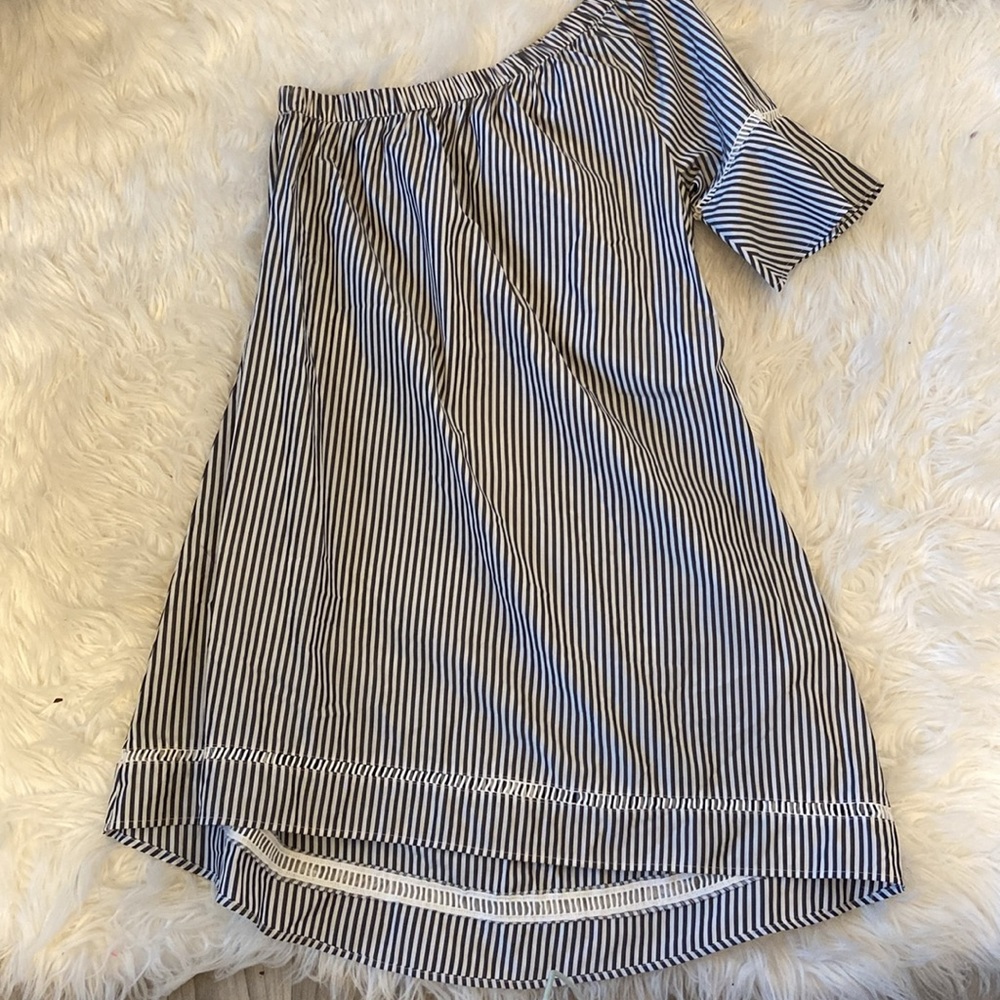 Love First Sight Women’s One Shoulder Midi Dress Gray White Stripe Size XL